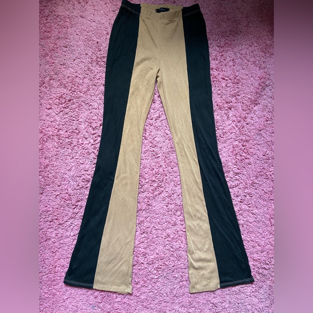 Flared leggings